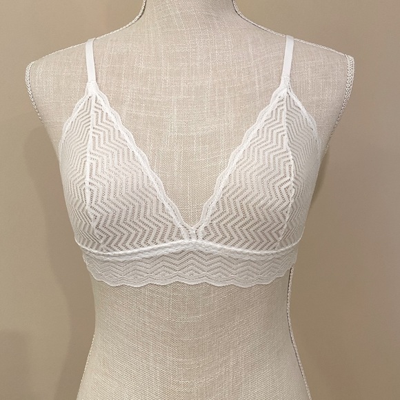 New Cosabella Italian Luxury Lace White Plunge Triangle Bralette Made in Italy - Picture 2 of 10